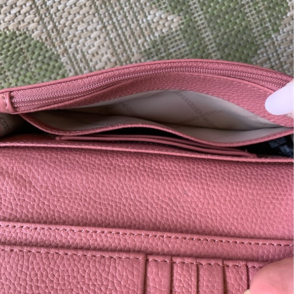 Michael Kors Mott Leather Phone Crossbody Shoulder Bag Sunset Peach/Pink - Picture 14 of 14